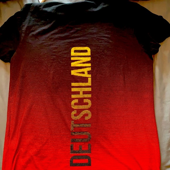 Hugo Boss (Green) t-shirt - Picture 2 of 3